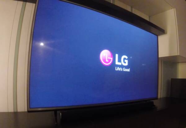 ТОП-20 лучших телевизоров с диагональю 50-55&Prime; в 2024 году